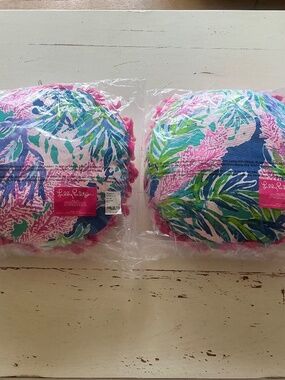 2 New in Package Lilly Pulitzer Round Throw Pillow with Pink Pom Poms & Tassels